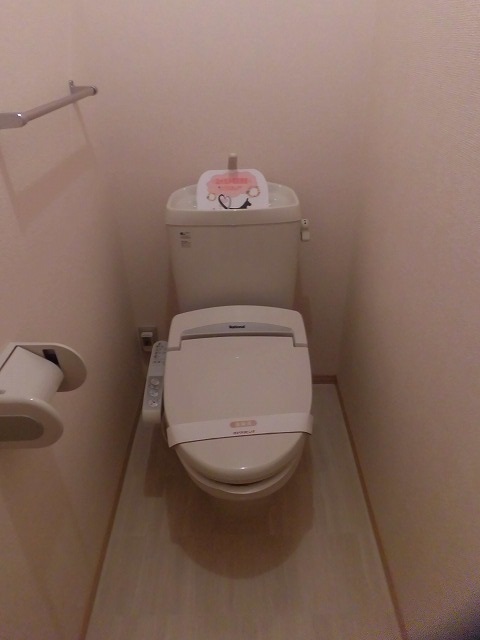 温水洗浄便座付トイレ 温水洗浄便座付トイレ