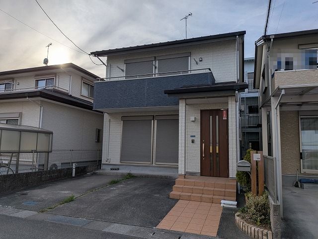 ☆高知市高須２丁目 築14年 4ＬＤＫ一戸建て賃貸☆