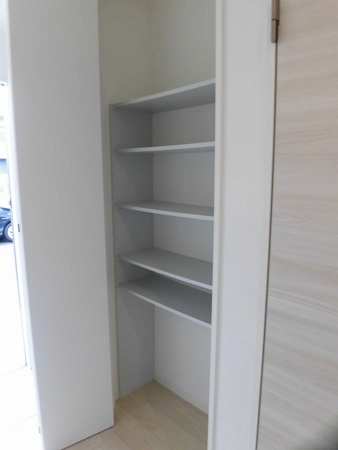 廊下の物入 廊下の物入
