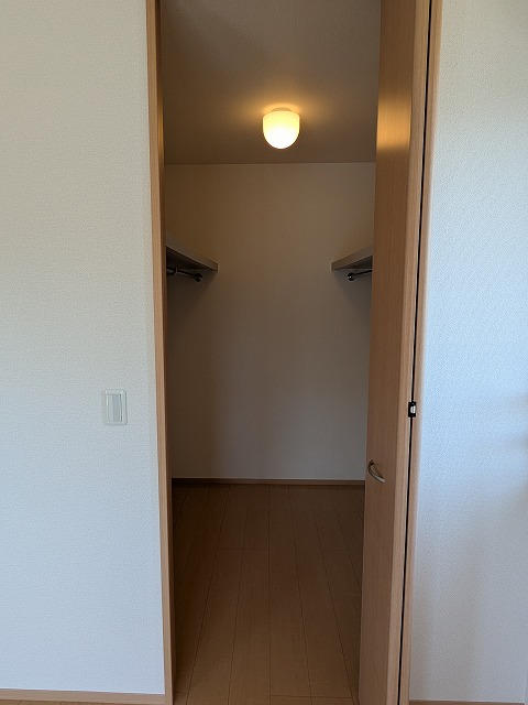 ウォークインクローゼット ウォークインクローゼット