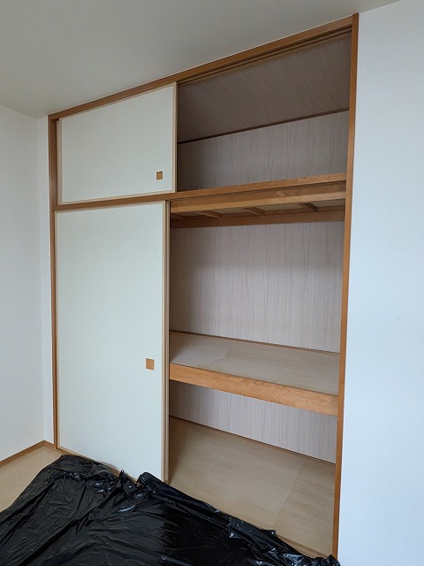 押入 押入