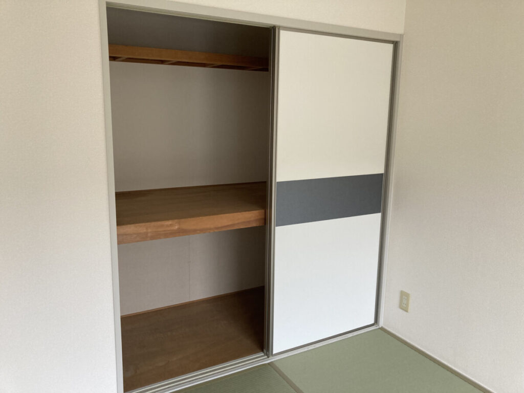 押入 押入