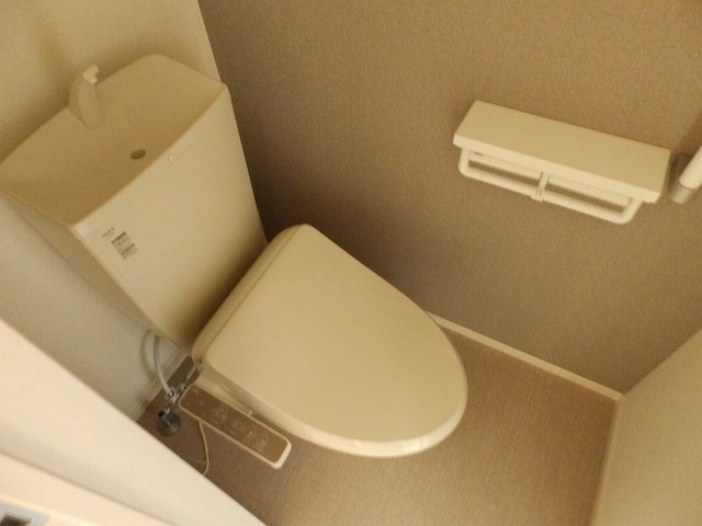 温水洗浄便座付トイレ 温水洗浄便座付トイレ