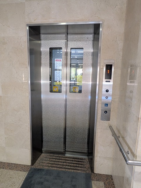 エレベーター1基あります エレベーター1基あります