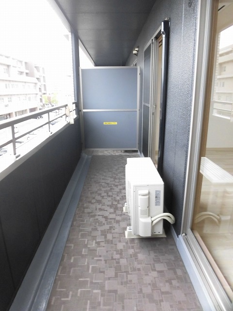 バルコニー バルコニー