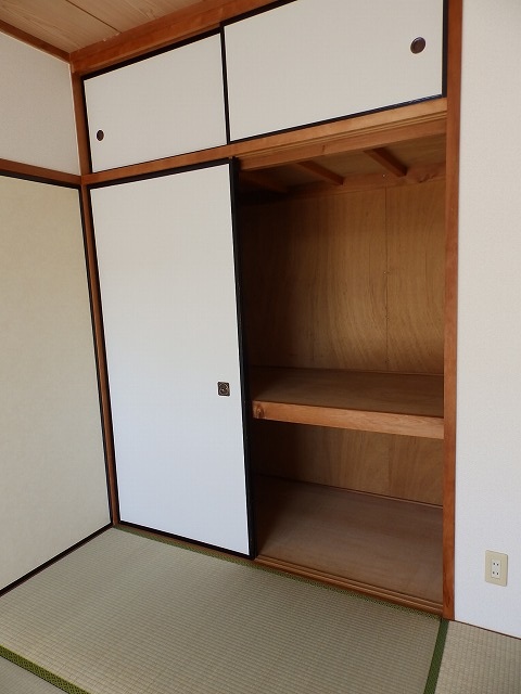 押入 押入