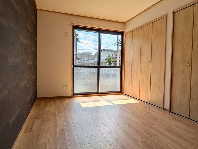 南側6帖洋室(和室から洋室へ変更) 南側6帖洋室(和室から洋室へ変更)