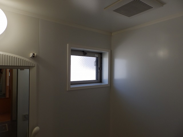 換気窓あります 換気窓あります