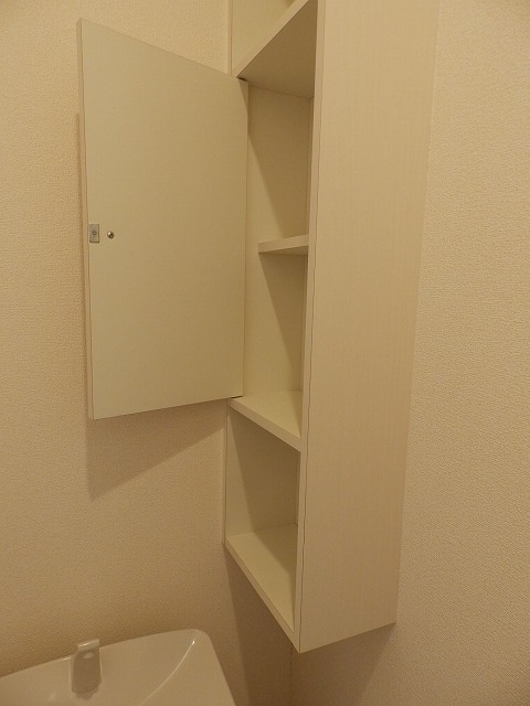 トイレの収納棚 トイレの収納棚